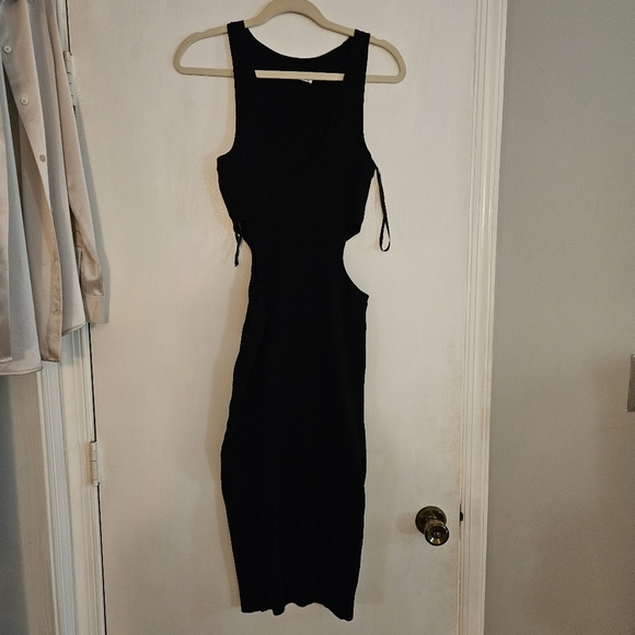 Abercrombie and Fitch Black Elevated Knit Cutout Midi Dress Size Medium - Picture 3 of 6